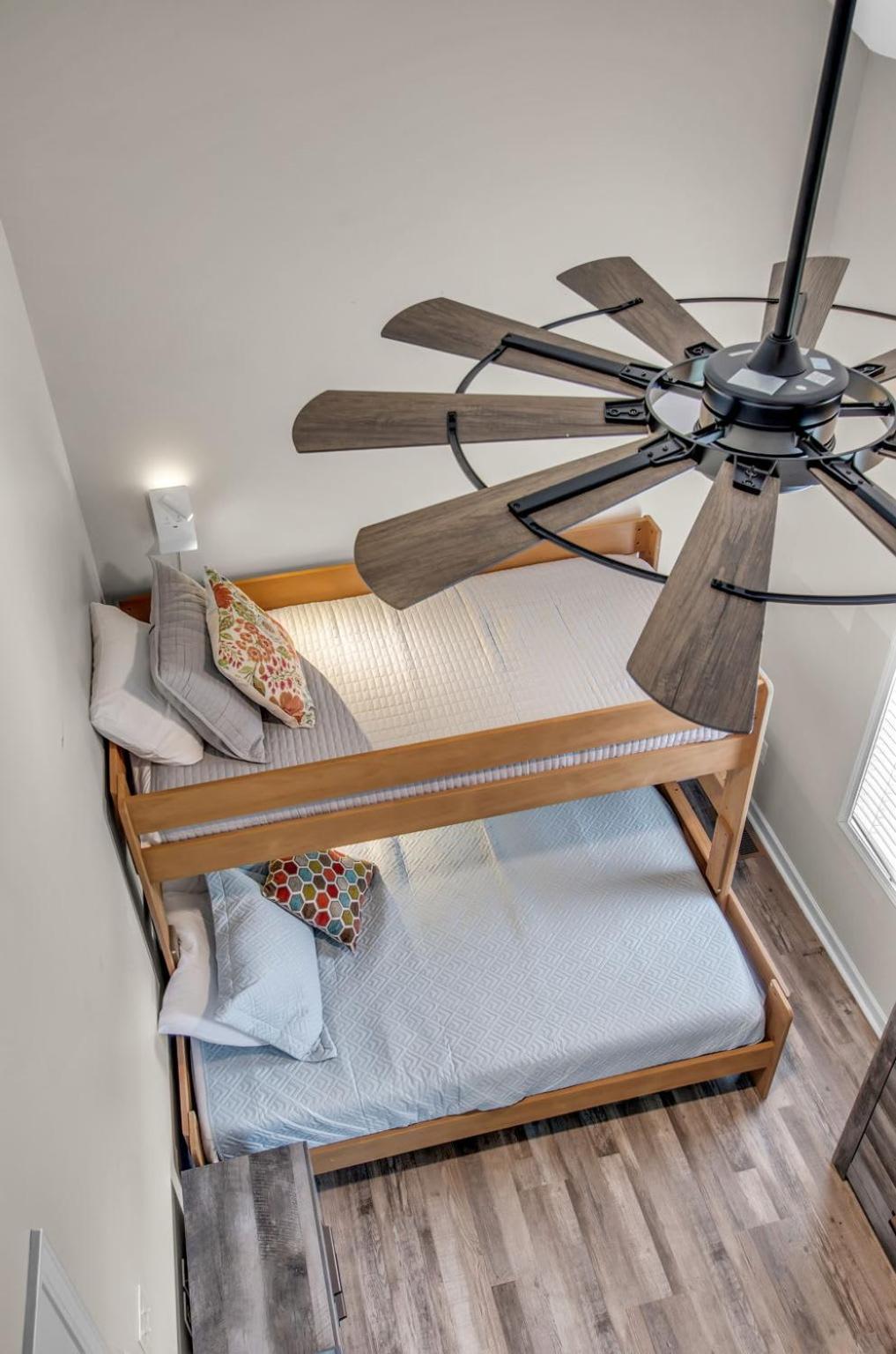 Family Townhouse With Fireplace エリコットビル エクステリア 写真
